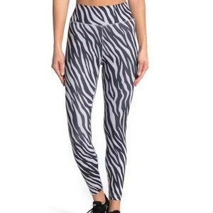 NEW Nike Dri-Fit Icon Clash 7/8 Printed Leggings women M